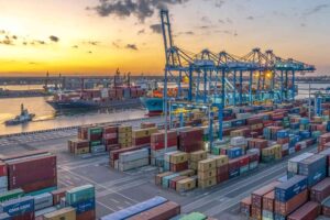 The Economic Impact of Ports on Dubai