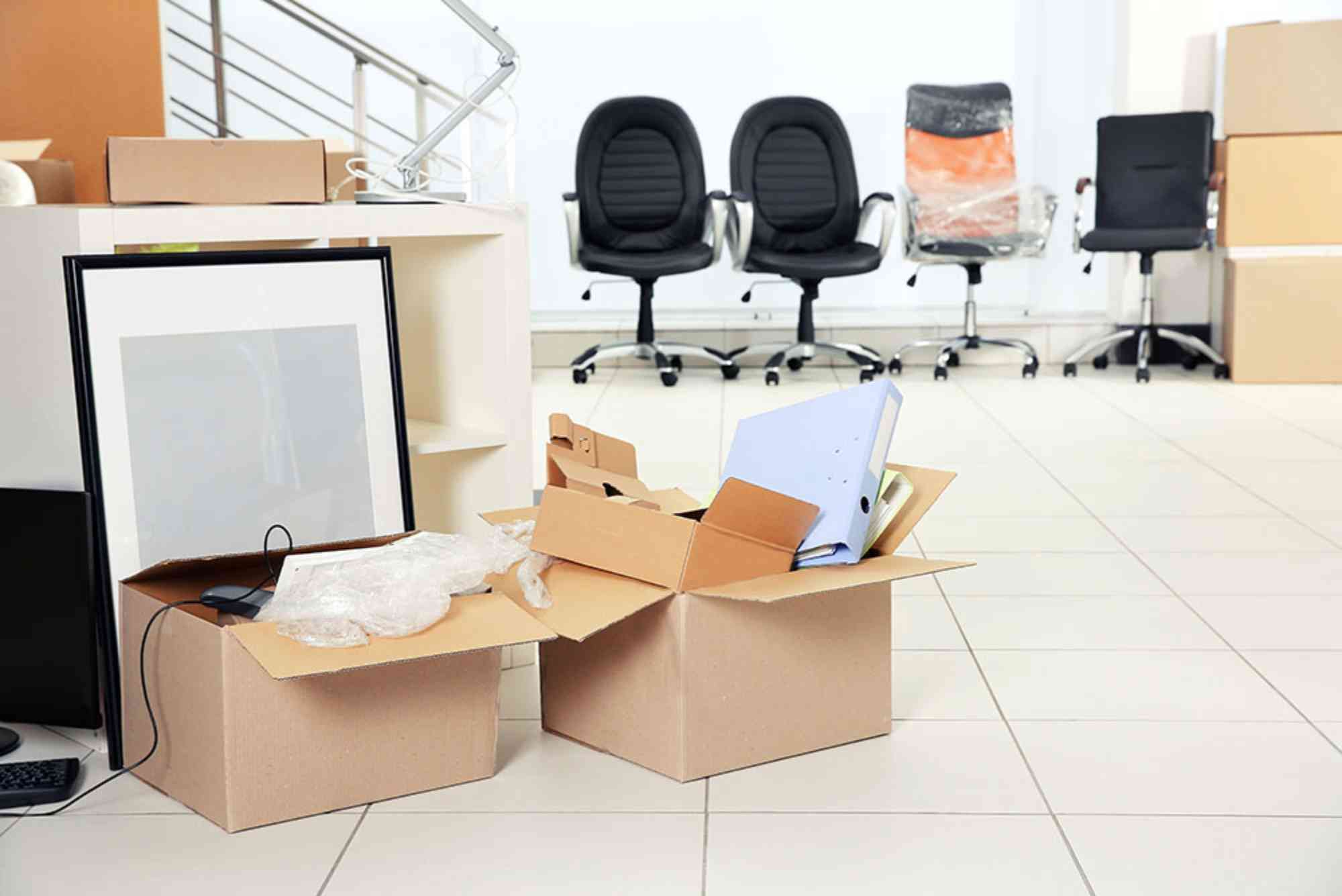 How to Pack and Move Office Equipment Safely with Professionals in Dubai.