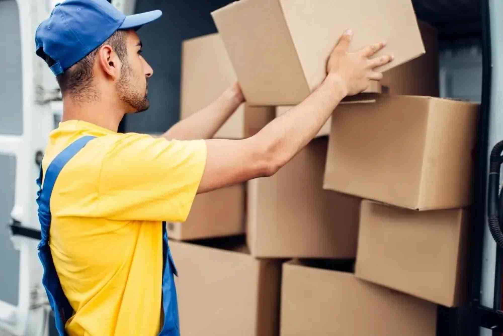 Tips for Handling Fragile Items During Cargo Shipping in Dubai