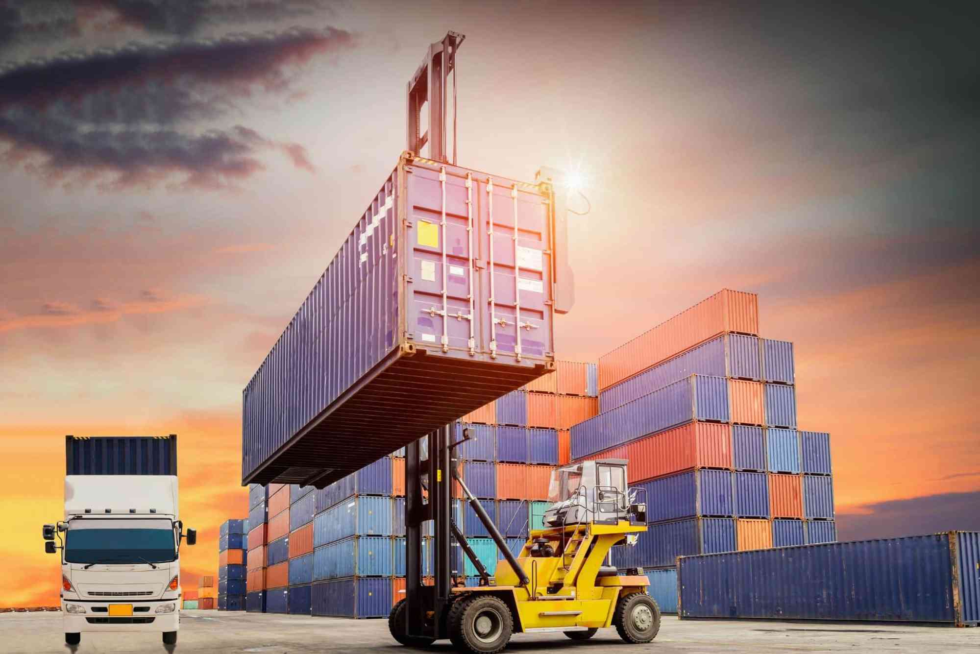 Top Tips For Managing Transport Logistics In Dubai’s Busy Market